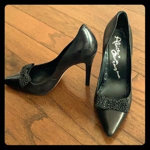 4 inch black pumps with rhinestone bow